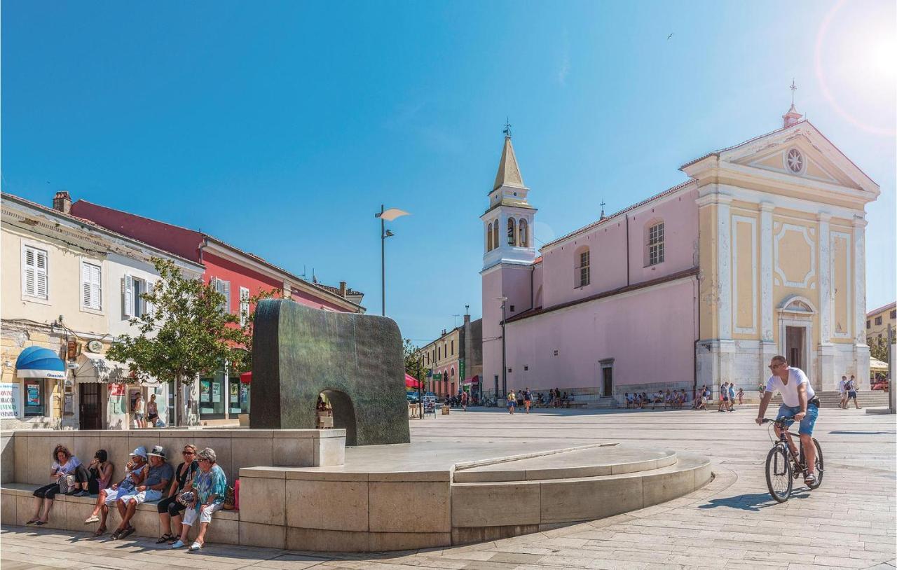 Beautiful Apartment In Porec With Wifi Buitenkant foto