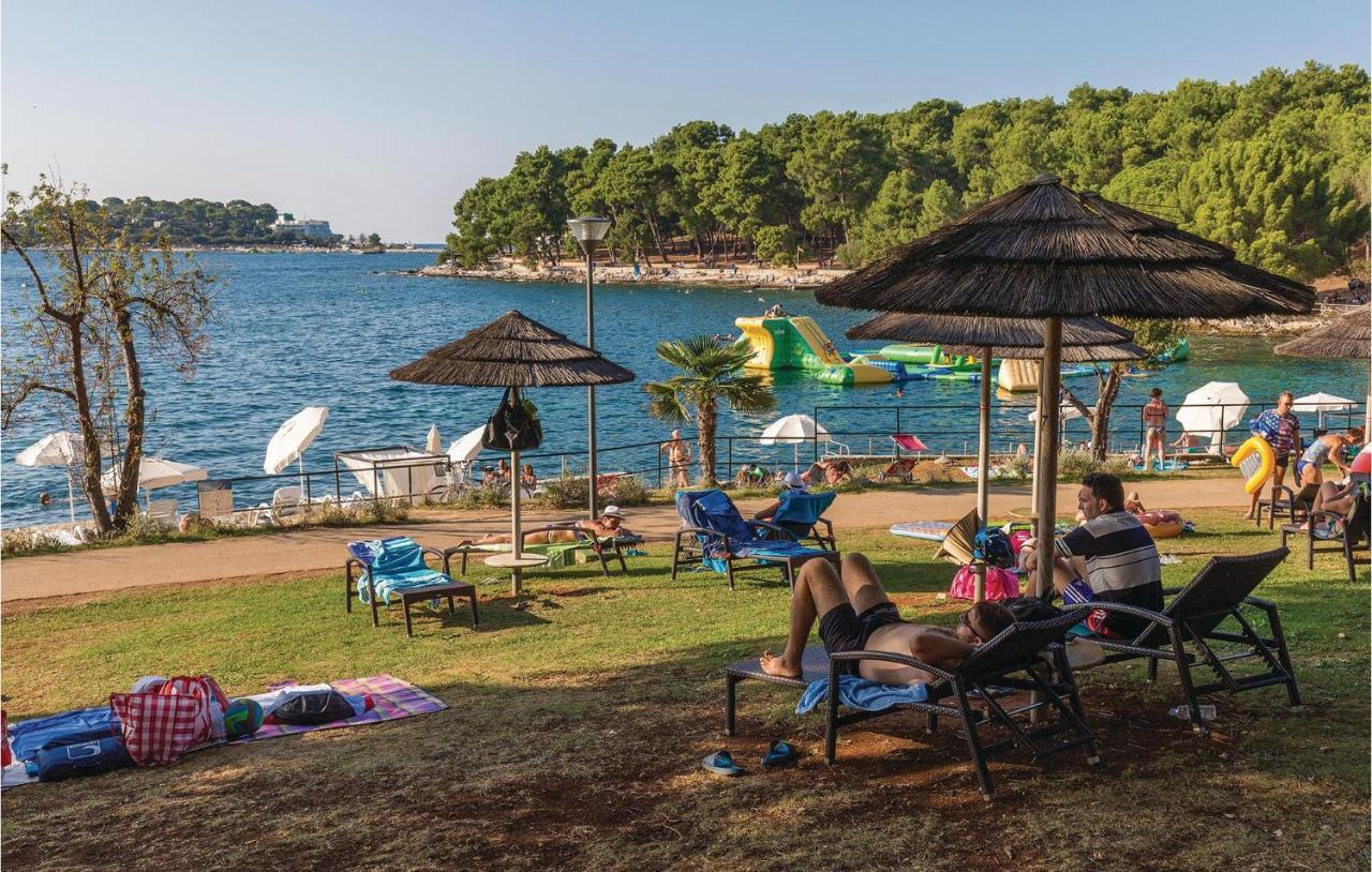 Beautiful Apartment In Porec With Wifi Buitenkant foto