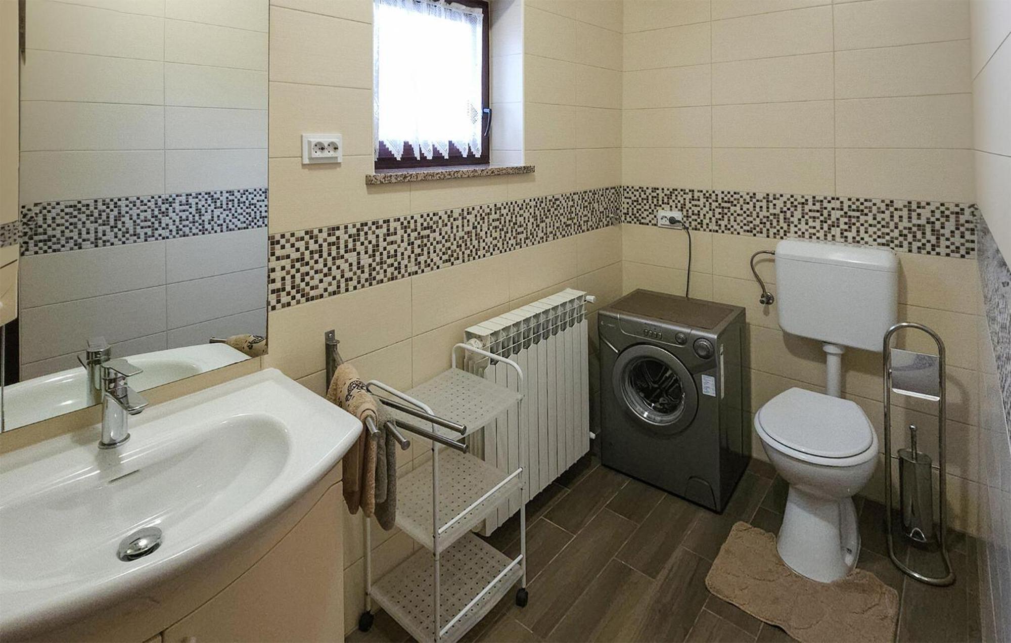 Beautiful Apartment In Porec With Wifi Buitenkant foto